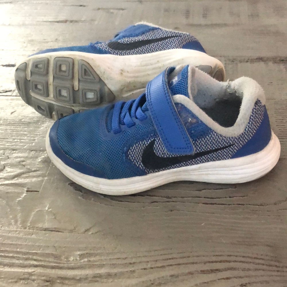 Boys Nike Shoes!